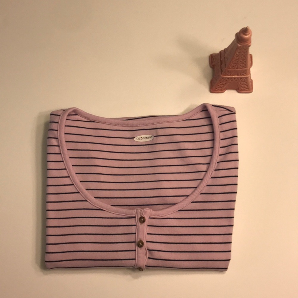 OLD NAVY WOMENS TOP